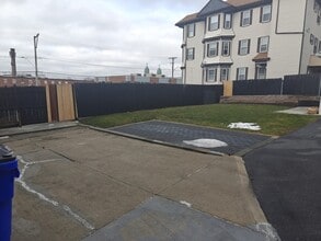 452 Osborn St in Fall River, MA - Foto de edificio - Building Photo