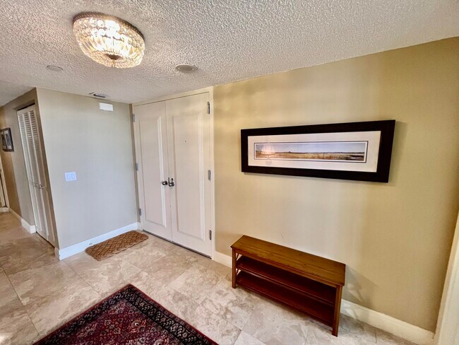 4100 N Ocean Dr in West Palm Beach, FL - Building Photo - Building Photo