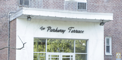 The Parkway Terrace in Yonkers, NY - Building Photo - Building Photo