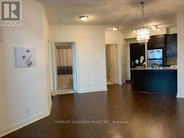 80 Absolute Ave in Mississauga, ON - Building Photo - Building Photo