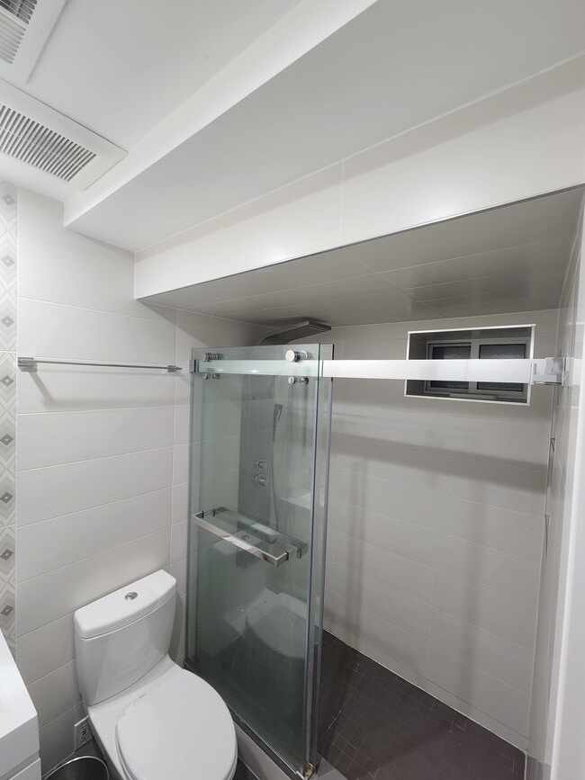 309 Corbin Ave in Staten Island, NY - Building Photo - Building Photo