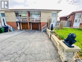 30 Elana Dr in Toronto, ON - Building Photo