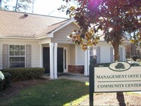 Brentwood Crossing in High Point, NC - Building Photo - Building Photo