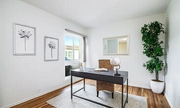 11120 Queensland St in Los Angeles, CA - Building Photo - Building Photo