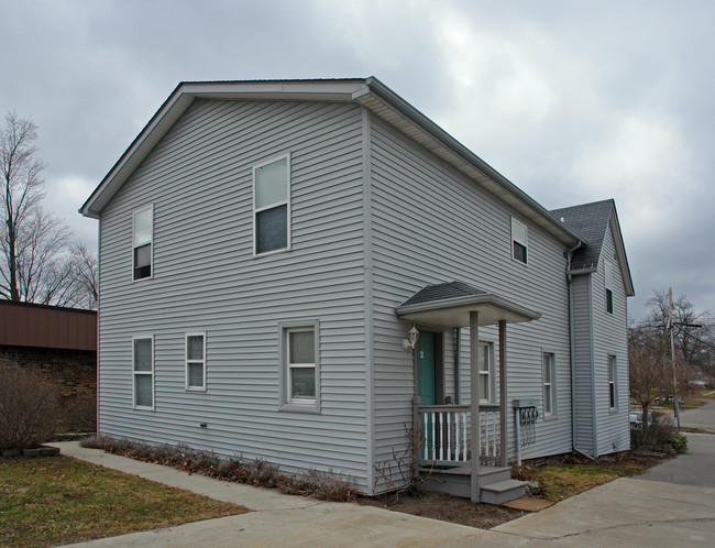 200 N Saginaw St in Lapeer, MI - Building Photo - Building Photo