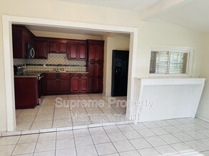 5401 8th Ave S in Gulfport, FL - Building Photo - Building Photo