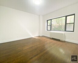 EAST 56 STREET in New York, NY - Building Photo