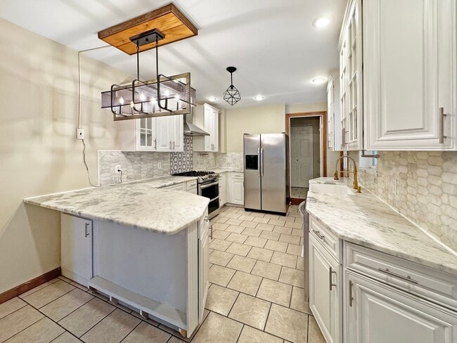 property at 909 Cooper St