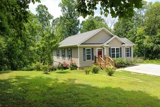 918 Gleason St in Arden, NC - Building Photo - Building Photo