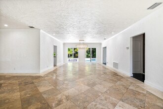 247 Plymouth Rd in West Palm Beach, FL - Building Photo - Building Photo