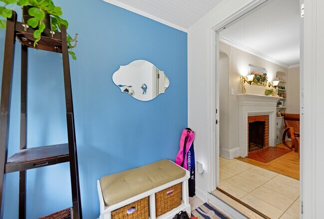 6233 Rolfe Ave in Norfolk, VA - Building Photo - Building Photo