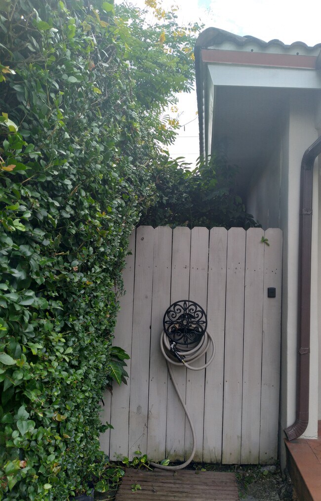 5410 SW 7th St photo'