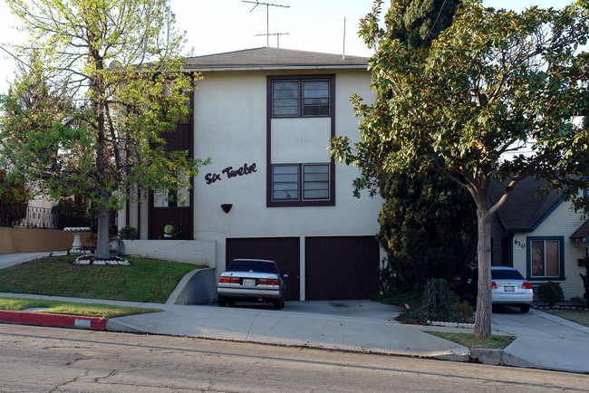 612 E Queen St in Inglewood, CA - Foto de edificio - Building Photo