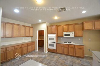 43761 58th St W in Lancaster, CA - Building Photo - Building Photo