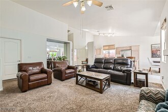 7515 Splashing Rock Dr in Las Vegas, NV - Building Photo - Building Photo