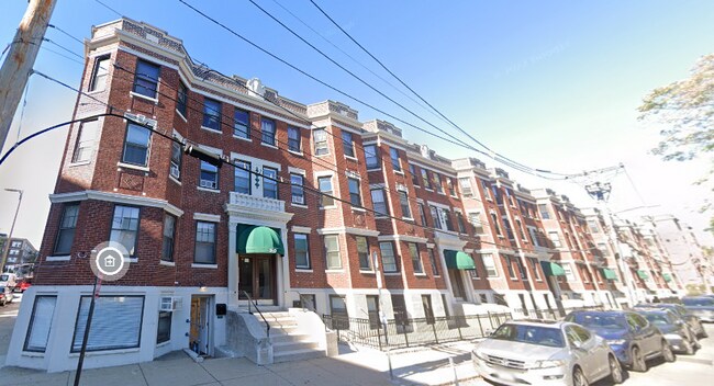 319 Allston St, Unit 4 in Boston, MA - Foto de edificio - Building Photo
