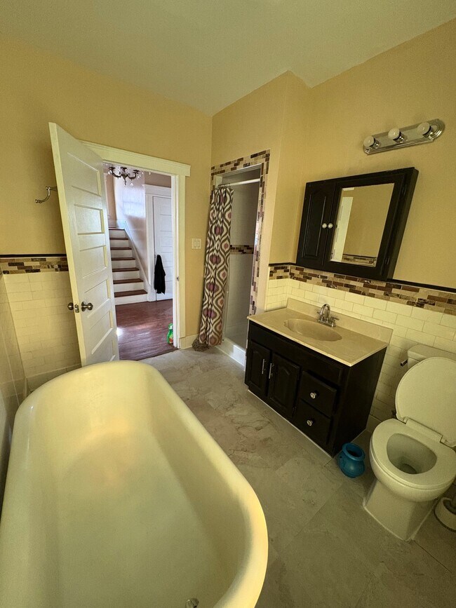 150-20 86th Ave in Queens, NY - Foto de edificio - Building Photo