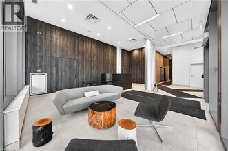 85 Duke St W in Kitchener, ON - Building Photo - Building Photo