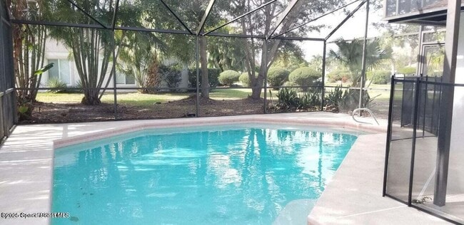 300 Olympia Ct in Melbourne, FL - Building Photo - Building Photo