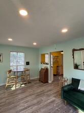 2356 38th St S in St. Petersburg, FL - Foto de edificio - Building Photo