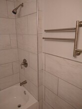 1600 Church Rd, Unit A202 in Wyncote, PA - Foto de edificio - Building Photo