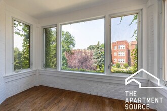 2511 W Eastwood Ave in Chicago, IL - Building Photo - Building Photo