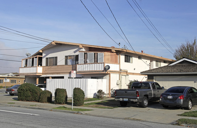 5284 Central Ave in Fremont, CA - Foto de edificio - Building Photo