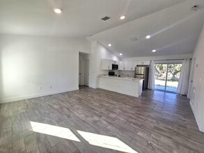 2447 NW 5th St in Okeechobee, FL - Building Photo - Building Photo