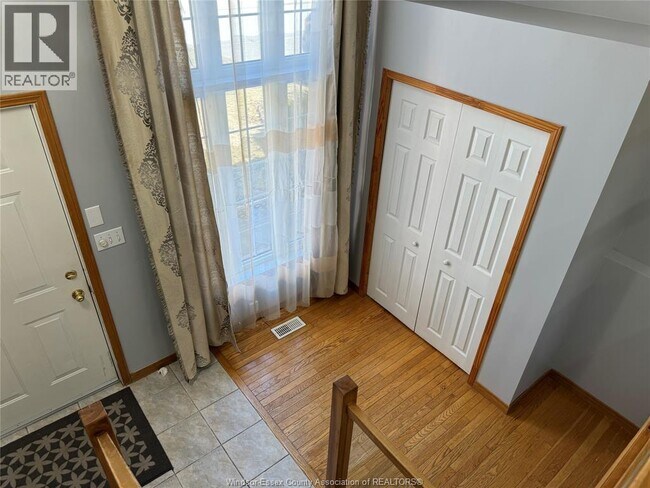 2643 Carissa Ave in Windsor, ON - Building Photo - Building Photo
