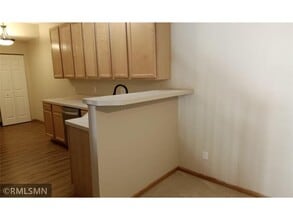 5050 Holly Ln N in Plymouth, MN - Building Photo - Building Photo