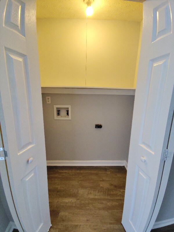 property at 27 Duiguid Dr