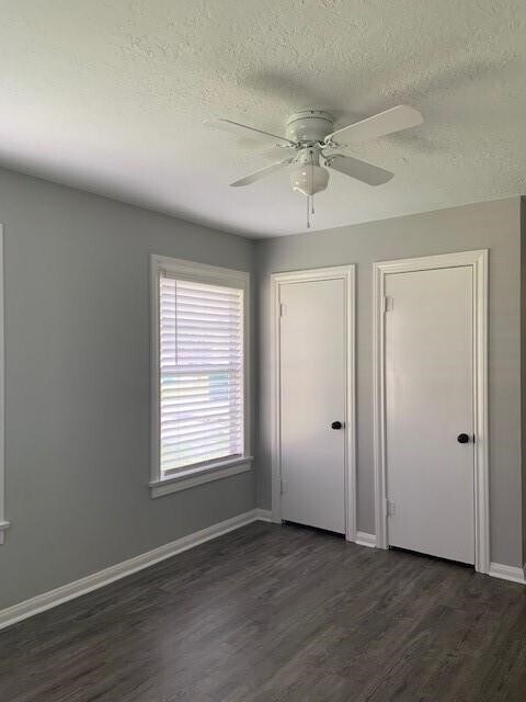 1000 Thomas Ave in Conroe, TX - Building Photo - Building Photo