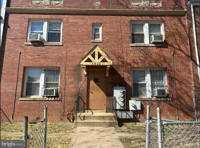 property at 1412 Staples St NE