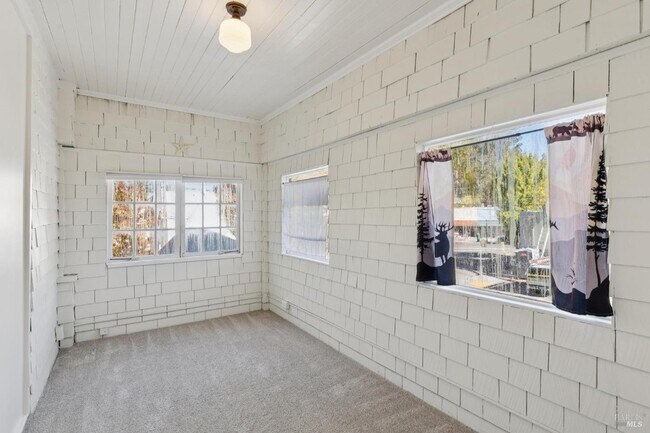 21 Tamalpais Ave in San Anselmo, CA - Building Photo - Building Photo