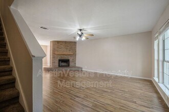 16409 Port Hood Dr in Leander, TX - Foto de edificio - Building Photo