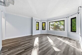 7653 S Kingston Ave in Chicago, IL - Foto de edificio - Building Photo