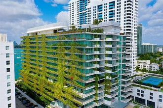 1300 Monad Ter in Miami Beach, FL - Foto de edificio - Building Photo