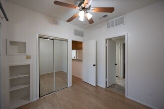 806 W 24th St in Austin, TX - Building Photo - Building Photo