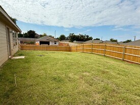 2013 Paper Birch Pl in Oklahoma City, OK - Building Photo