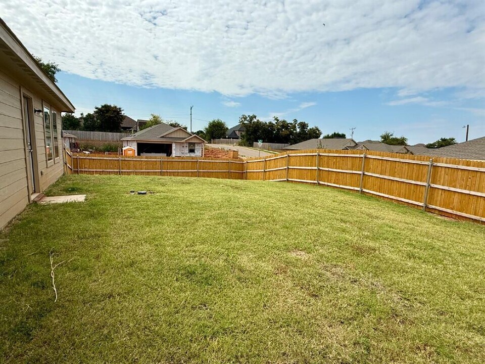 2013 Paper Birch Pl in Oklahoma City, OK - Building Photo