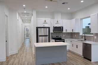 3907 Maggie St in Houston, TX - Foto de edificio - Building Photo