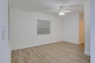 8329 NW 5th Ave, Unit 1 in Miami, FL - Building Photo