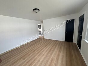 6125 Chaddsford Dr in Fort Wayne, IN - Building Photo - Building Photo