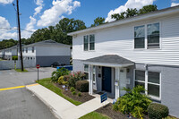 Tristan Townhomes in Savannah, GA - Building Photo - Building Photo