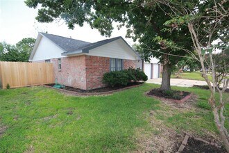 22138 Birch Valley Dr in Katy, TX - Foto de edificio - Building Photo