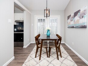 9711 Eastwend Dr in Austin, TX - Building Photo - Building Photo