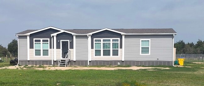 property at 1093 Anna Ln