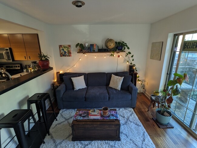 property at 700 E Denny Way