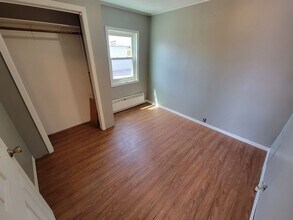 6209 Raleigh St in Duluth, MN - Building Photo - Building Photo
