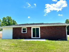 1656 Beal Rd in Mansfield, OH - Building Photo - Building Photo